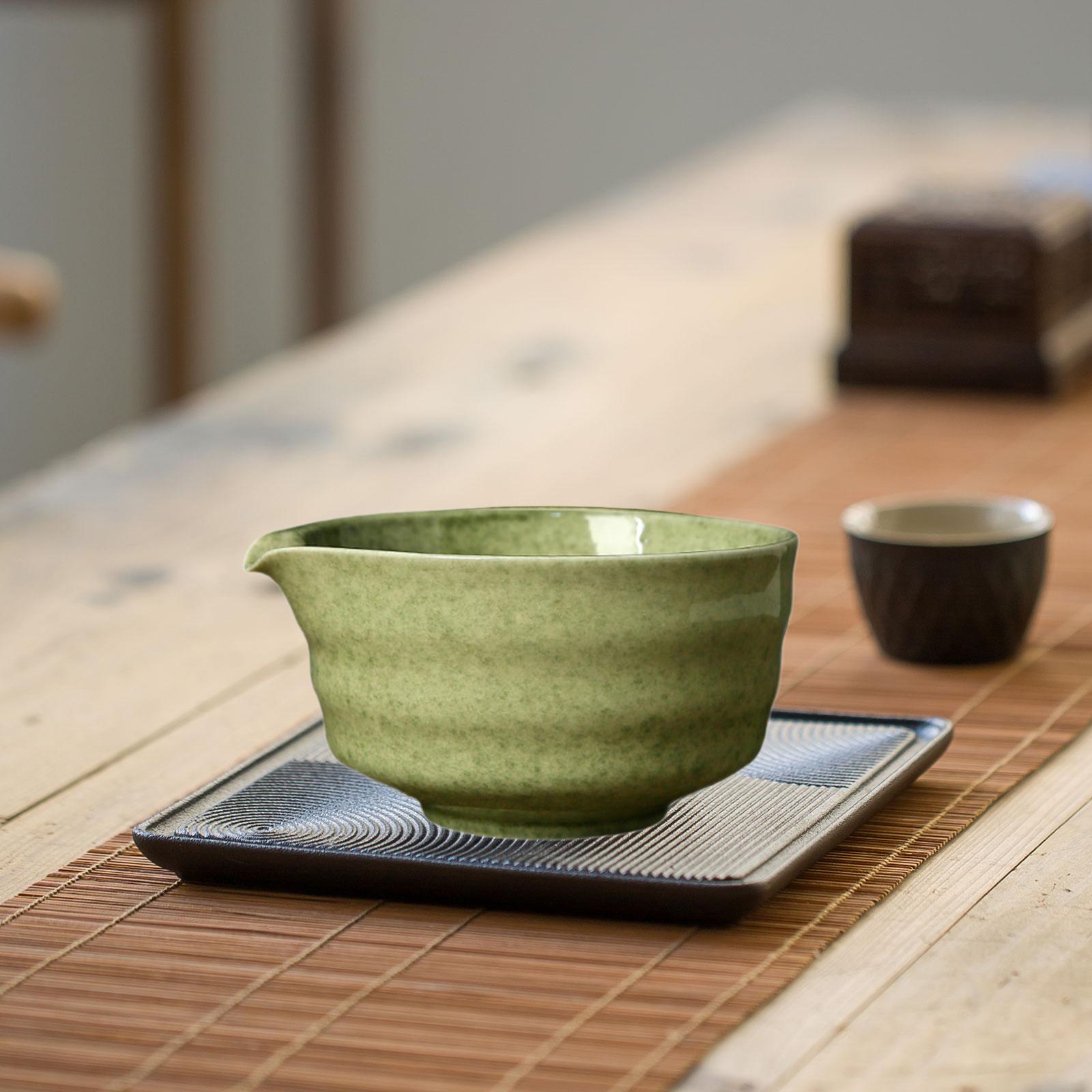 セラミック抹茶ボウル 注ぎ口付き 日本茶カップ 友人 家族  - Japanese Tea のレビューと価格