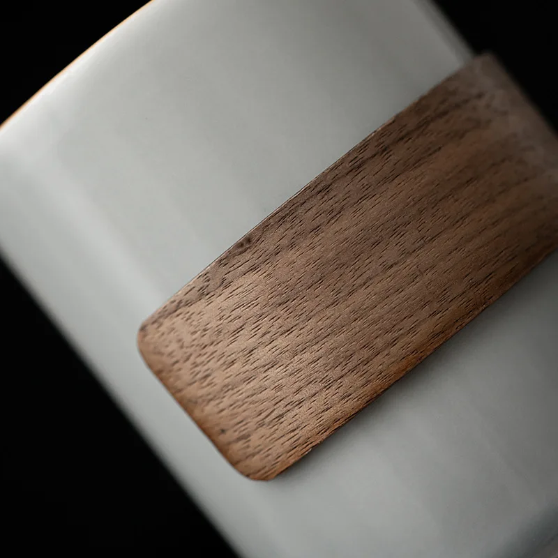竹と木のバックルが付いた日本のシングルセラミックカップ,シン - Japanese Pottery のレビューと価格